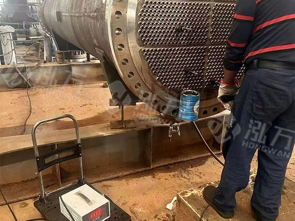 脹管器現(xiàn)場(chǎng)